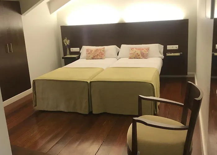 호텔 Plaza Mayor 3*