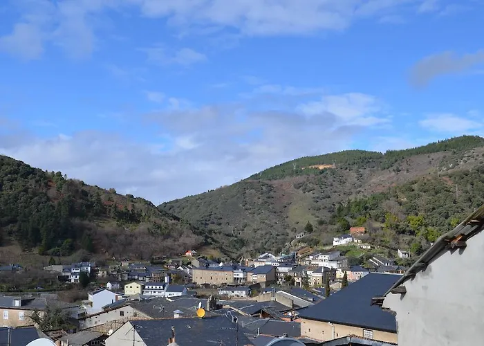 Plaza Mayor Отель Вильяфранка-дель-Бьерсо